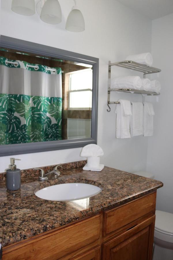 Hidden Emerald-Apartment With Kitchen And Laundry Лейкленд Екстериор снимка