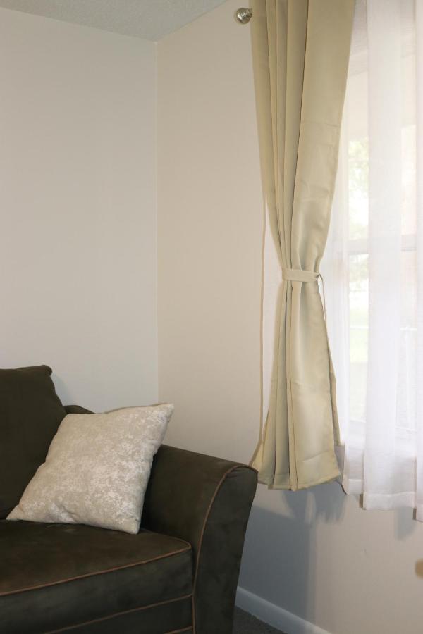 Hidden Emerald-Apartment With Kitchen And Laundry Лейкленд Екстериор снимка